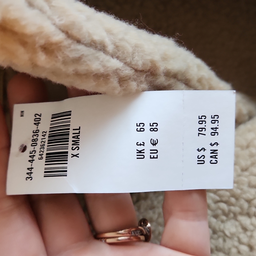 Hollister jacket - Picture 5 of 9